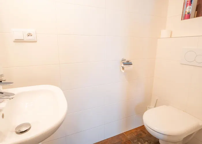 & Restaurace Na Jitrach Gæstehus 3*
